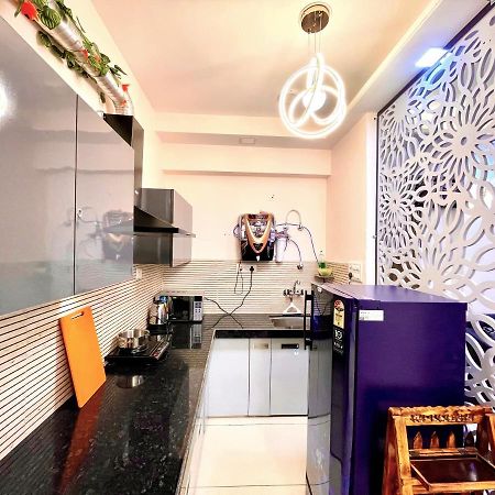 Airport Bliss Apartment+Balcony & Netflix + Prime Τζαϊπούρ Εξωτερικό φωτογραφία